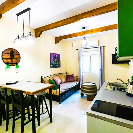μοναδικό το κελάρι με Roof Garden Apartament Patras